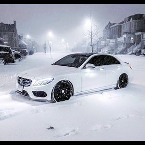 Meet your Posher, Vic